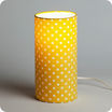 Lampe tube à poser tissu Grain de moutarde allumée S